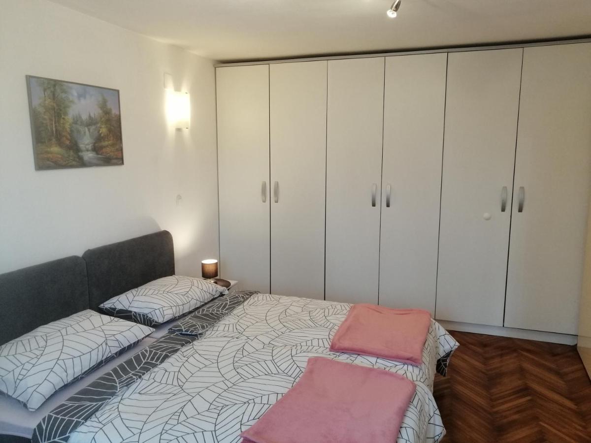 Apartment Gobac *